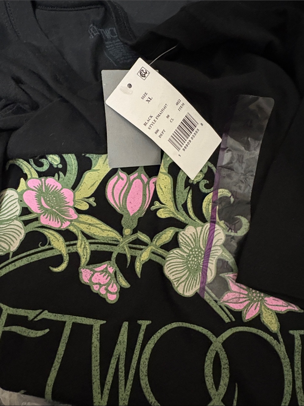 017 NWT Fleetwood Mac Tshirt - Picture 3 of 7